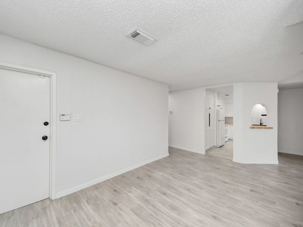 6601 Sands Point Drive 47, Houston TX 77074