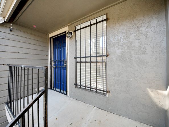 6601 Sands Point Drive 47, Houston TX 77074