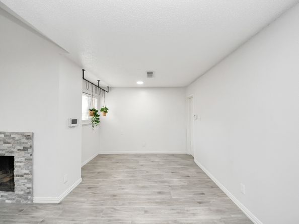 6601 Sands Point Drive 47, Houston TX 77074