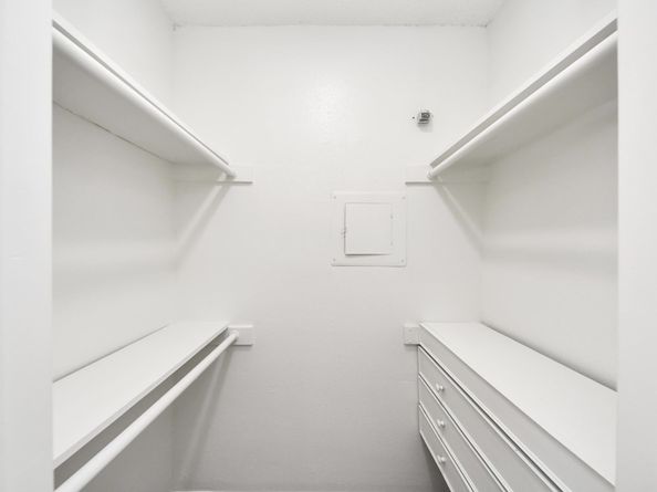 6601 Sands Point Drive 47, Houston TX 77074