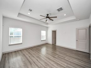 9720 Garcroft Street, Houston TX 77029