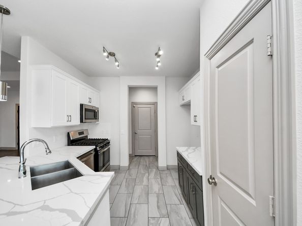 9720 Garcroft Street, Houston TX 77029