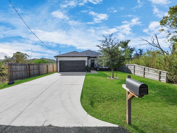 9720 Garcroft Street, Houston TX 77029