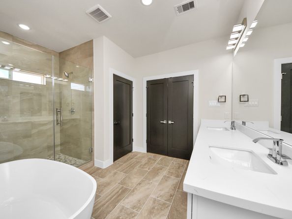 2206 Alabama Street, Houston TX 77004