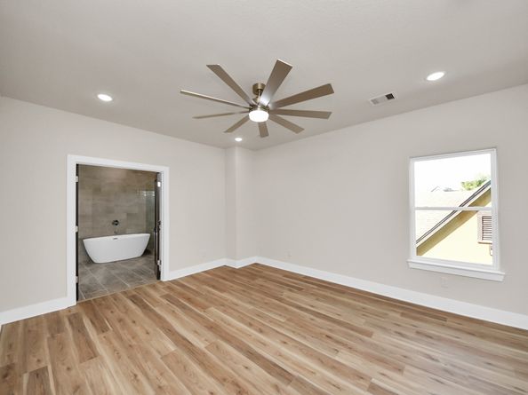 2206 Alabama Street, Houston TX 77004