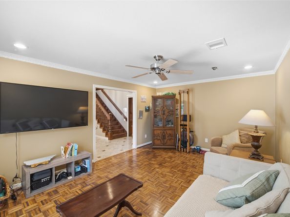 11410 Rothglen Street, Houston TX 77070