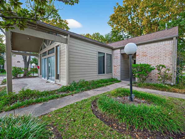 10053 Westpark Drive 289, Houston TX 77042