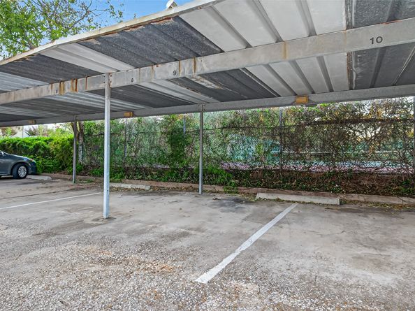 10053 Westpark Drive 289, Houston TX 77042