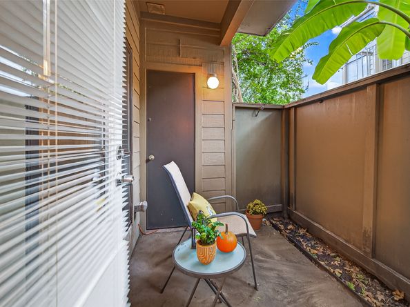 10053 Westpark Drive 289, Houston TX 77042