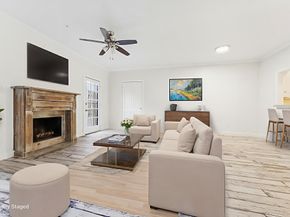 854 Augusta Drive 854, Houston TX 77057