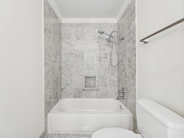 854 Augusta Drive 854, Houston TX 77057