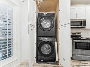 854 Augusta Drive 854, Houston TX 77057