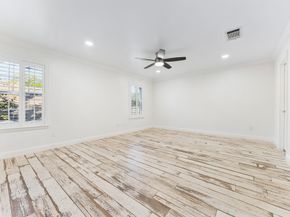 854 Augusta Drive 854, Houston TX 77057