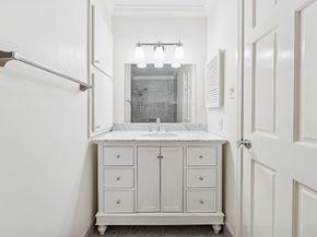 854 Augusta Drive 854, Houston TX 77057