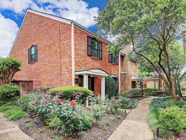 854 Augusta Drive 854, Houston TX 77057