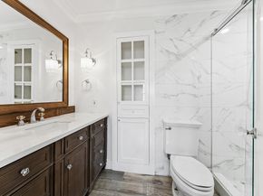 854 Augusta Drive 854, Houston TX 77057