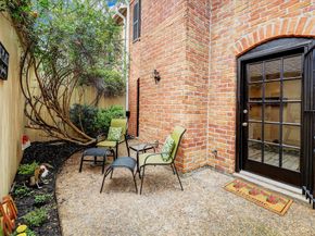 854 Augusta Drive 854, Houston TX 77057