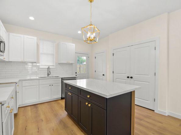 7958 Henson Street A and B, Houston TX 77028