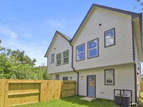 7958 Henson Street A and B, Houston TX 77028