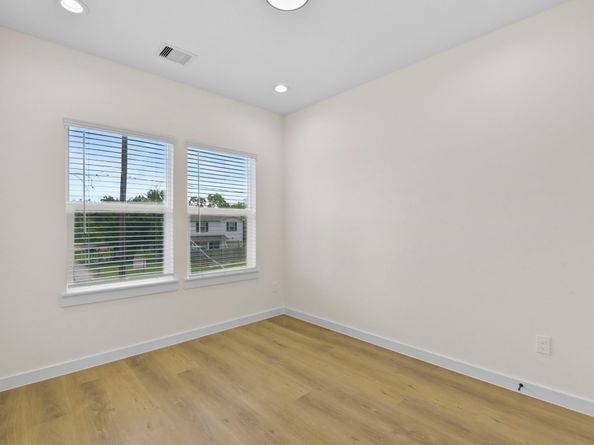 7958 Henson Street A and B, Houston TX 77028