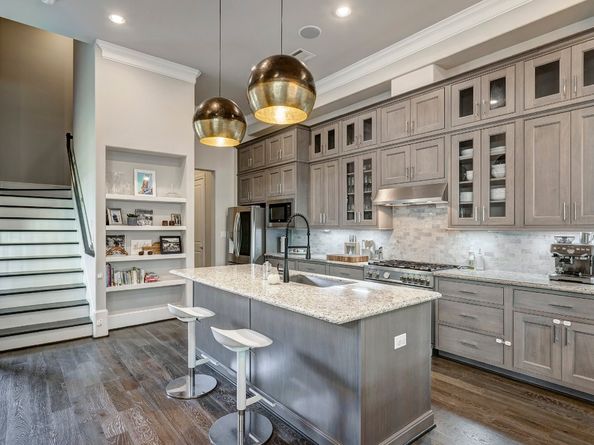 1223 W 15th 1/2 Street, Houston TX 77008