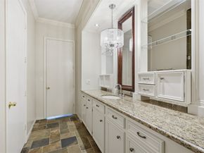 4063 Breakwood Drive, Houston TX 77025