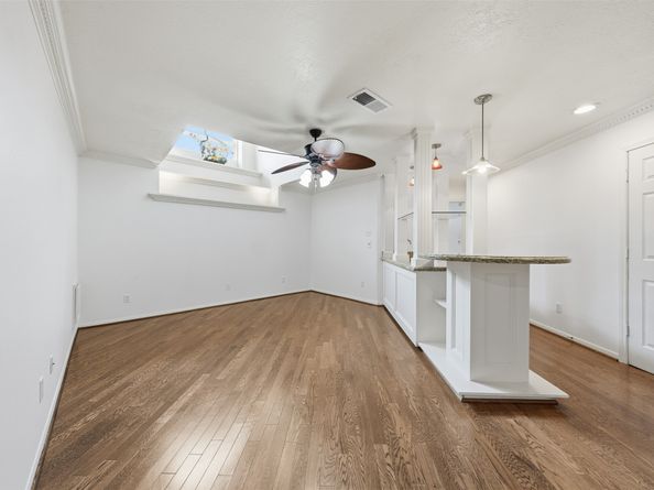 4063 Breakwood Drive, Houston TX 77025