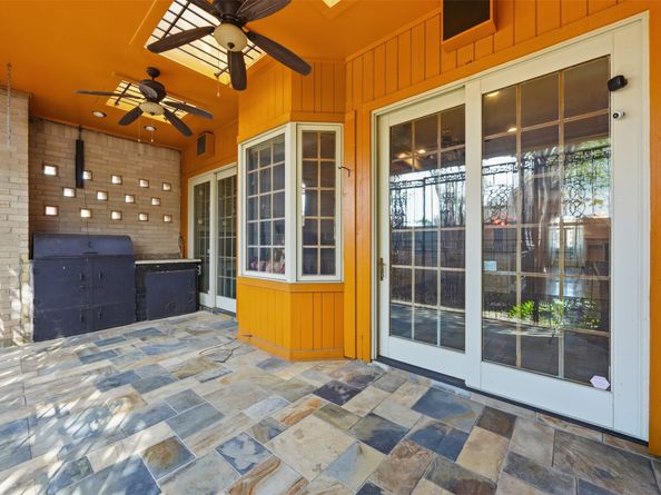 4063 Breakwood Drive, Houston TX 77025