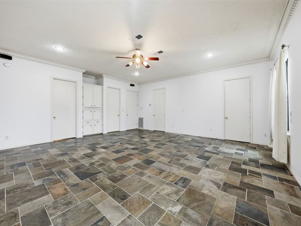 4063 Breakwood Drive, Houston TX 77025