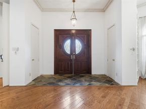 4063 Breakwood Drive, Houston TX 77025