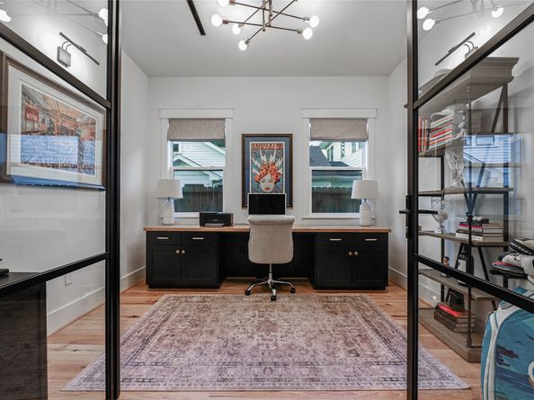 1512 Ashland Street, Houston TX 77008