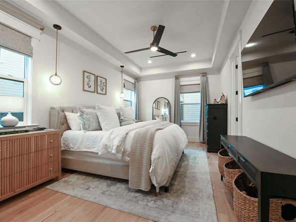 1512 Ashland Street, Houston TX 77008