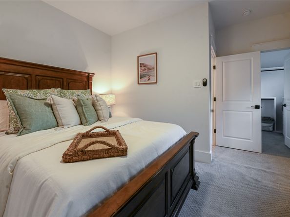 1512 Ashland Street, Houston TX 77008