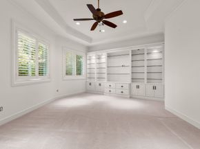 10 Maroon Creek Court, The Woodlands TX 77389