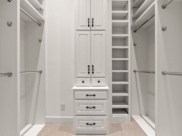 10 Maroon Creek Court, The Woodlands TX 77389