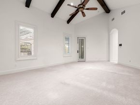 10 Maroon Creek Court, The Woodlands TX 77389