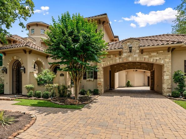 10 Maroon Creek Court, The Woodlands TX 77389