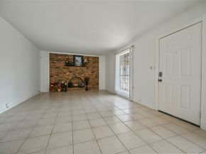 7510 Shadyvilla Lane 23, Houston TX 77055