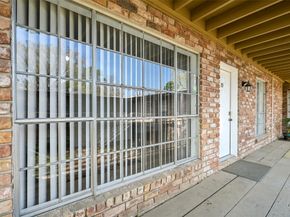 7510 Shadyvilla Lane 23, Houston TX 77055