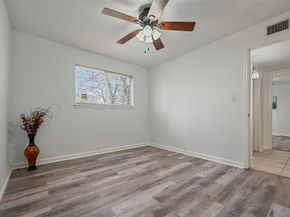 7510 Shadyvilla Lane 23, Houston TX 77055