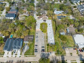 7510 Shadyvilla Lane 23, Houston TX 77055