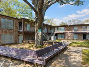 7510 Shadyvilla Lane 23, Houston TX 77055