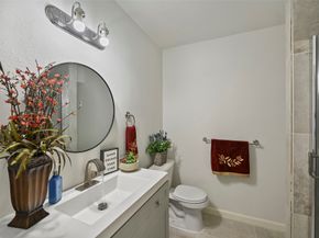 7510 Shadyvilla Lane 23, Houston TX 77055