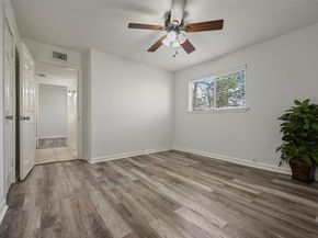 7510 Shadyvilla Lane 23, Houston TX 77055