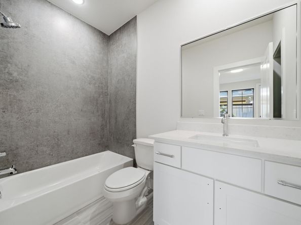 1709 Bologna Lane, Houston TX 77055