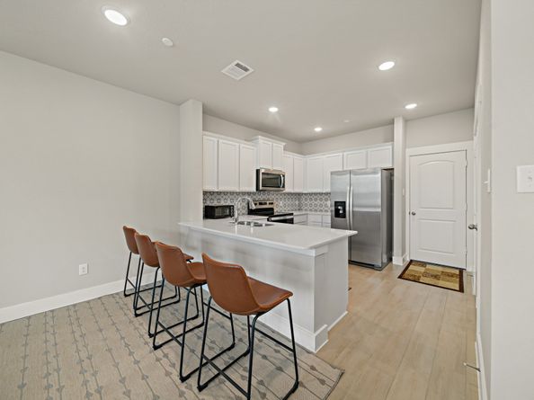 2218 Memory Oaks Drive, Tomball TX 77375