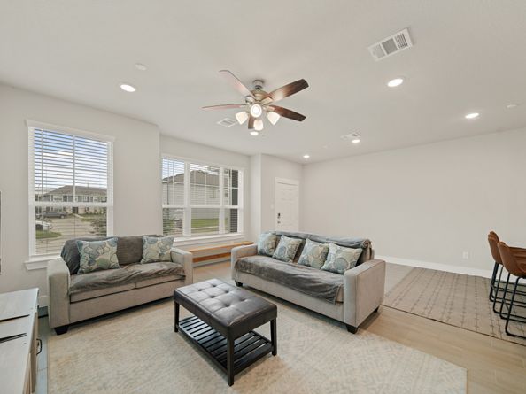 2218 Memory Oaks Drive, Tomball TX 77375