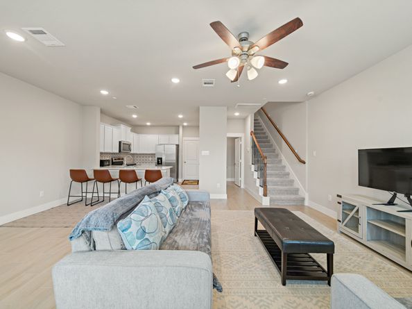 2218 Memory Oaks Drive, Tomball TX 77375