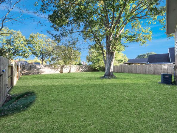 1806 Lacewing Lane, Houston TX 77067