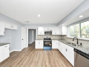 1806 Lacewing Lane, Houston TX 77067